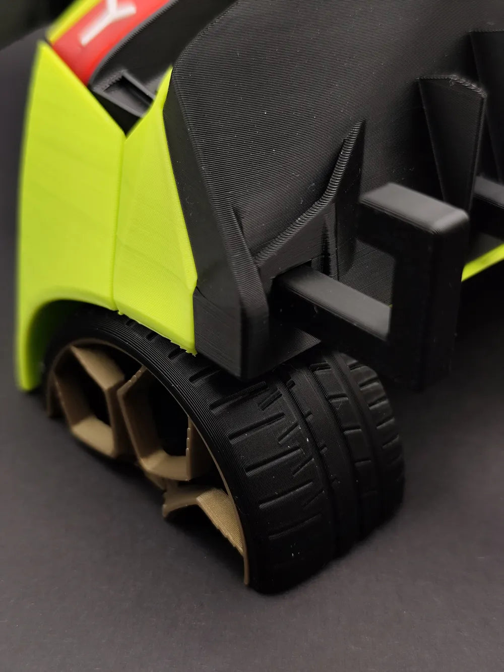 ELISO SVJ Hypercar Key Hanger Track Edition