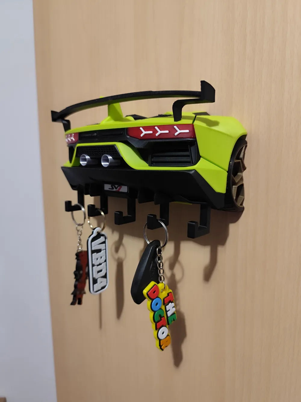 ELISO SVJ Hypercar Key Hanger Track Edition