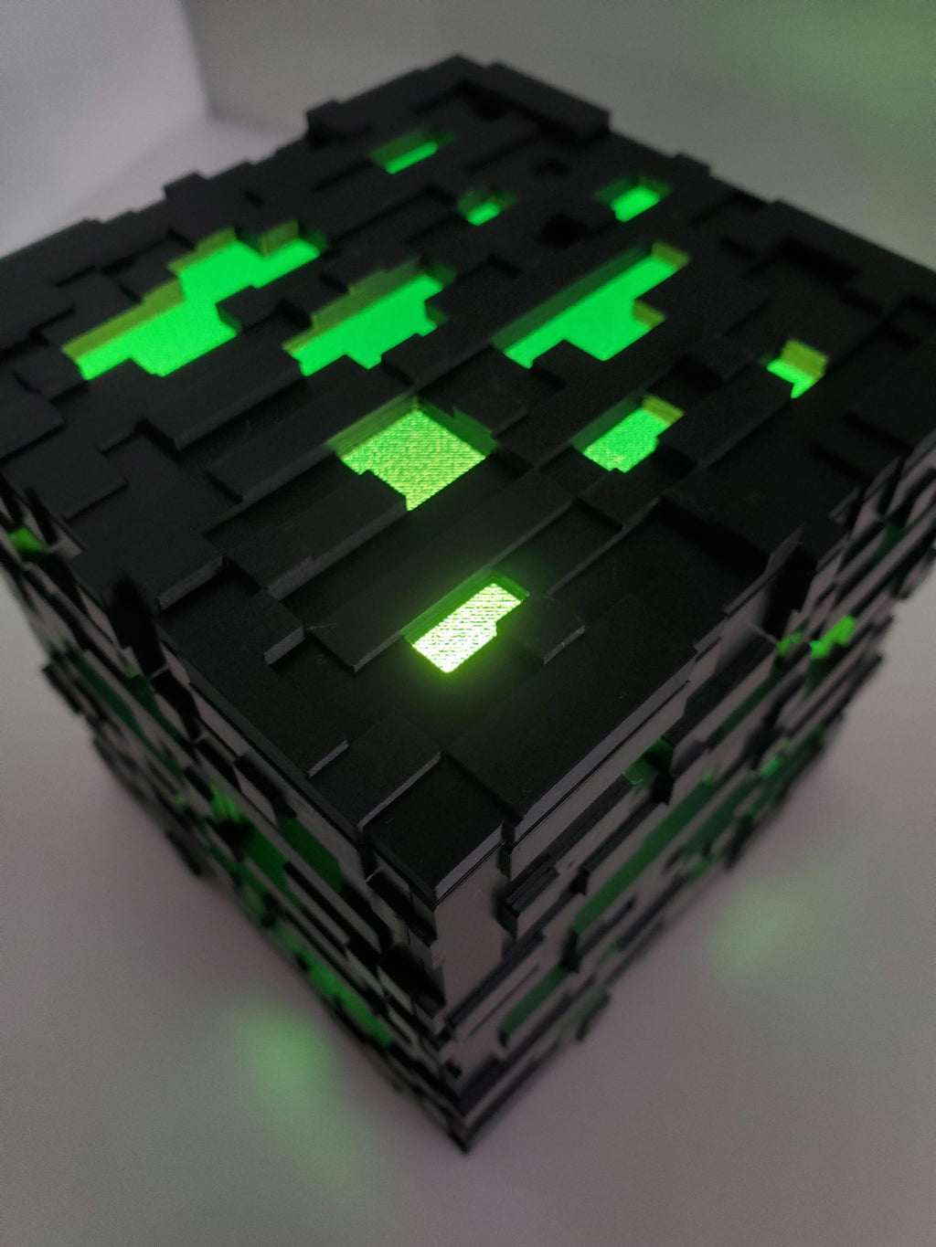 ELISO Pixel Block LED Lamp
