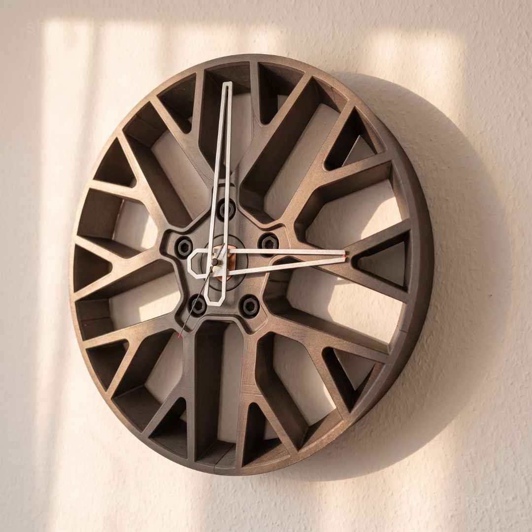 ELISO Spyder Performance Wall Clock