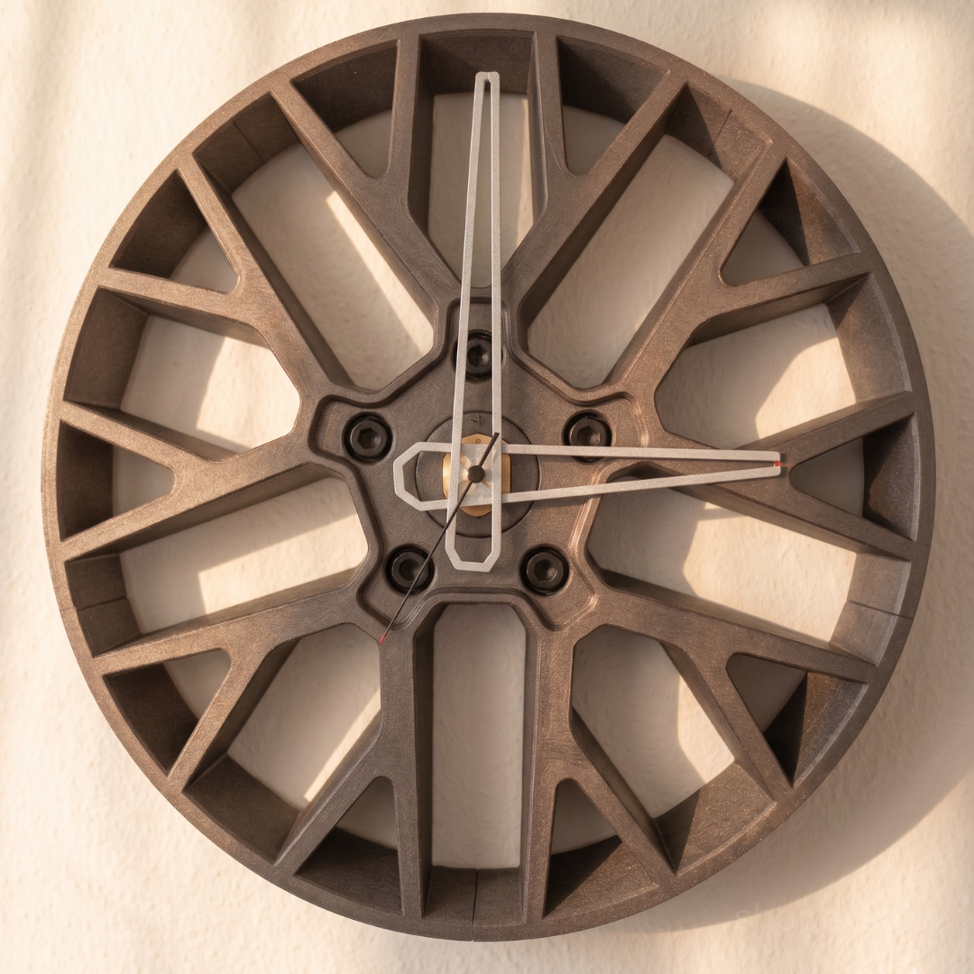 ELISO Spyder Performance Wall Clock