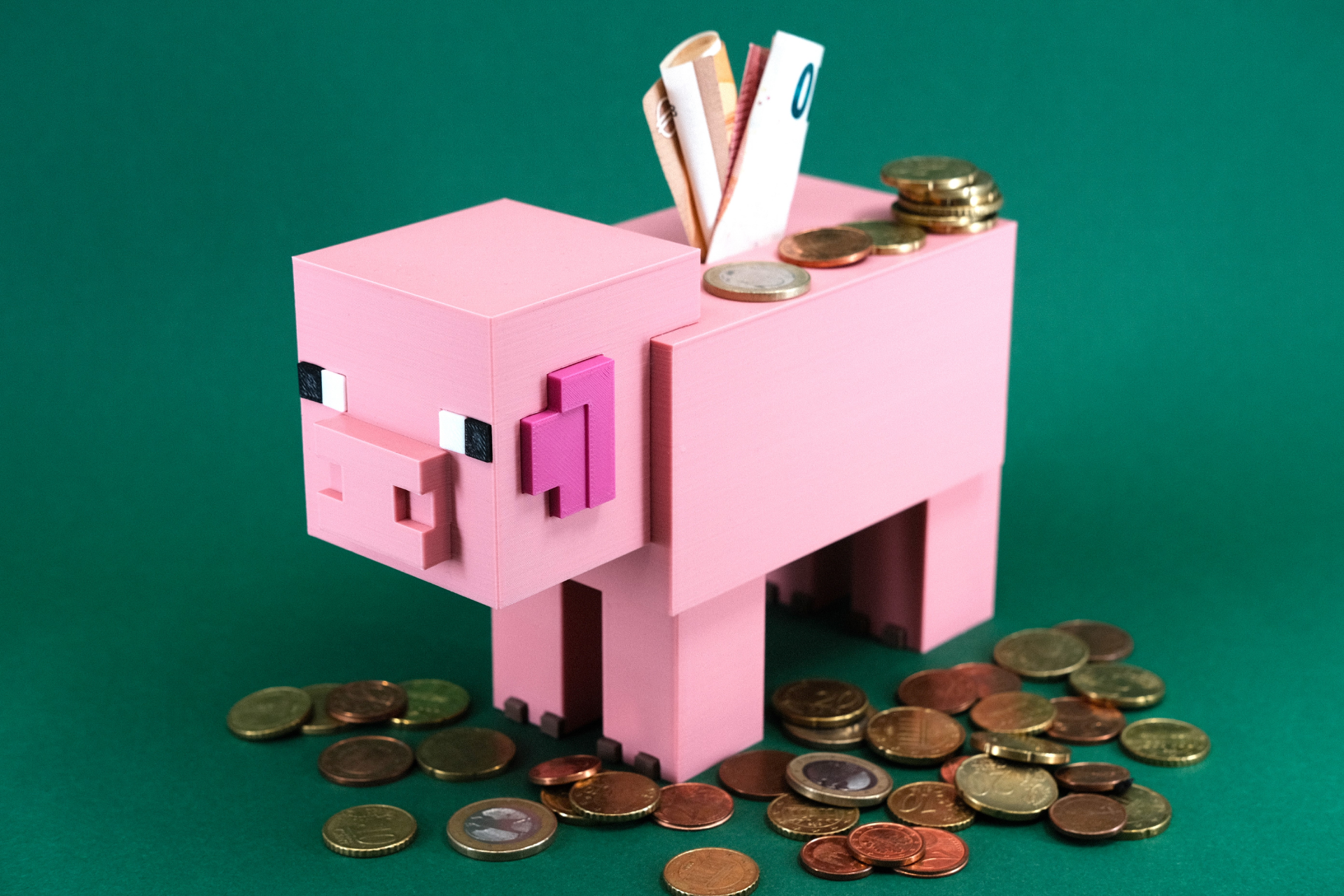 ELISO Pixel Pig Coin Bank