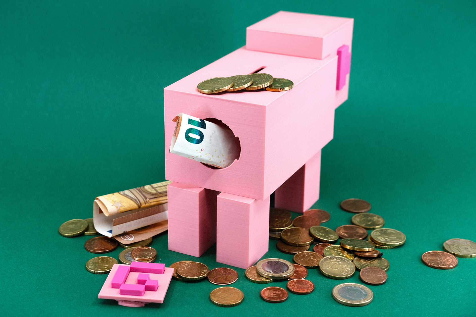 ELISO Pixel Pig Coin Bank