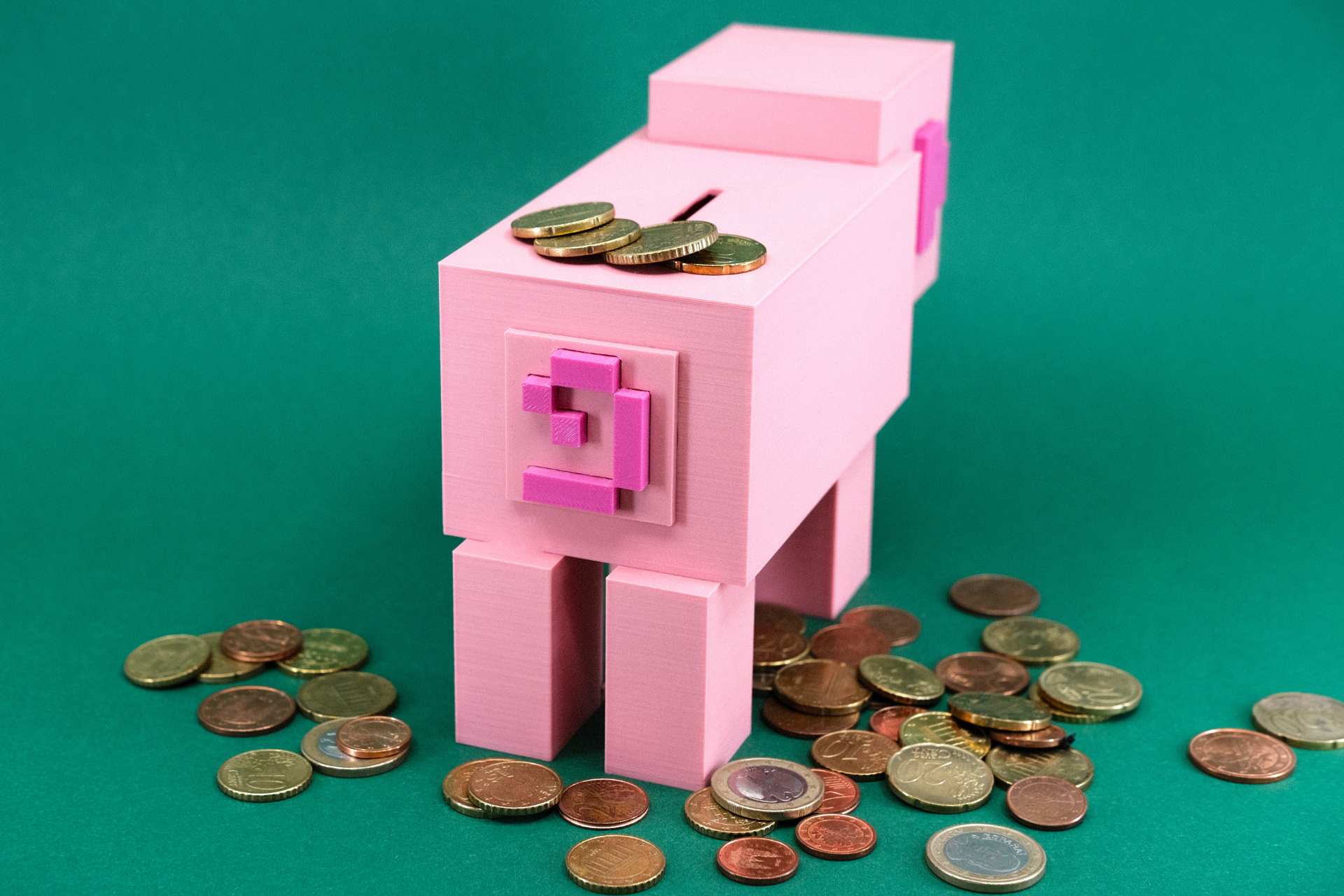 ELISO Pixel Pig Coin Bank