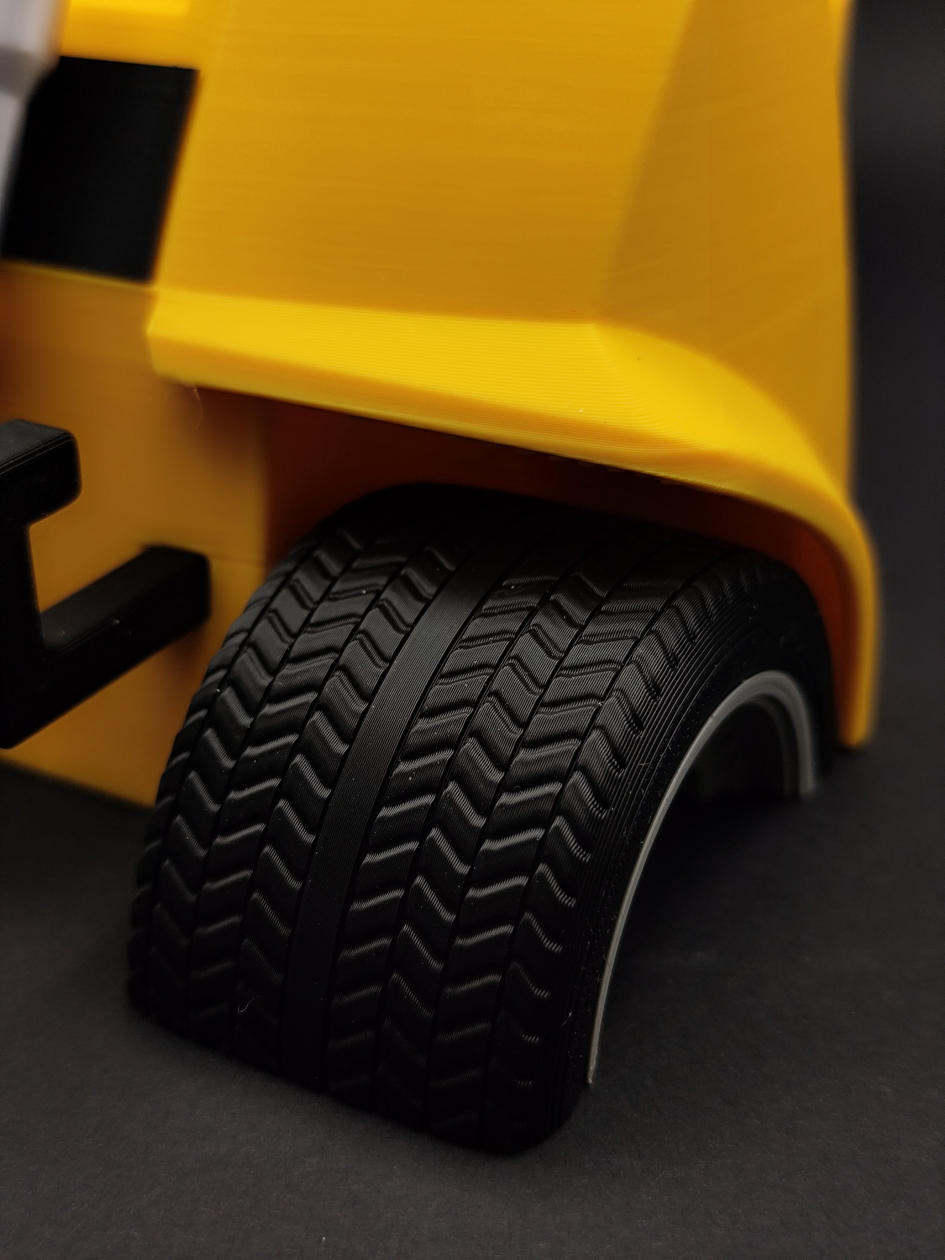 ELISO Wedge Supercar Key Holder