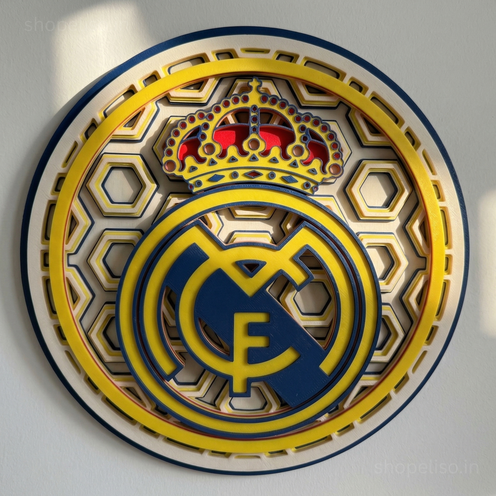 ELISO Royal White Crest Wall Art