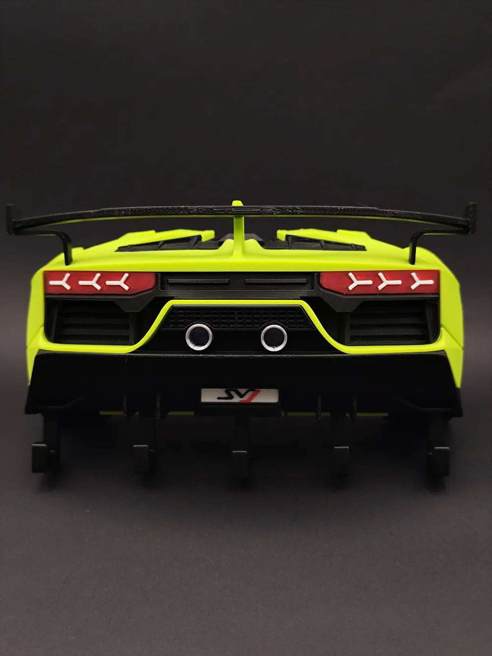 ELISO SVJ Hypercar Key Hanger Track Edition